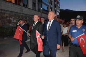 Babadağ, 15 Temmuz Gecesi Tek Yürek Olma Duygusunu Yaşadı
