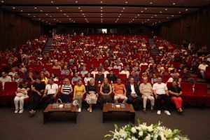 Merkezefendi Engelsiz Yaşam Akademisi'nde Yılsonu Kutlaması Coşku Dolu Anlarla Gerçekleşti