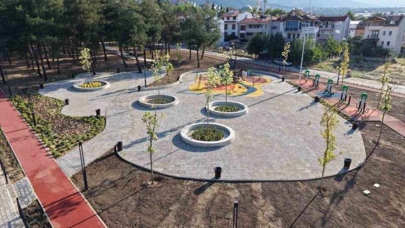 Yenişehir Mahallesi'ndeki 7.670 Metrekarelik Park Modernizasyondan Geçti