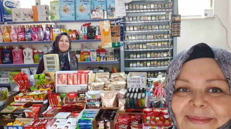AK Parti, Denizli'deki Esnafa Destek Vermeye Devam Ediyor