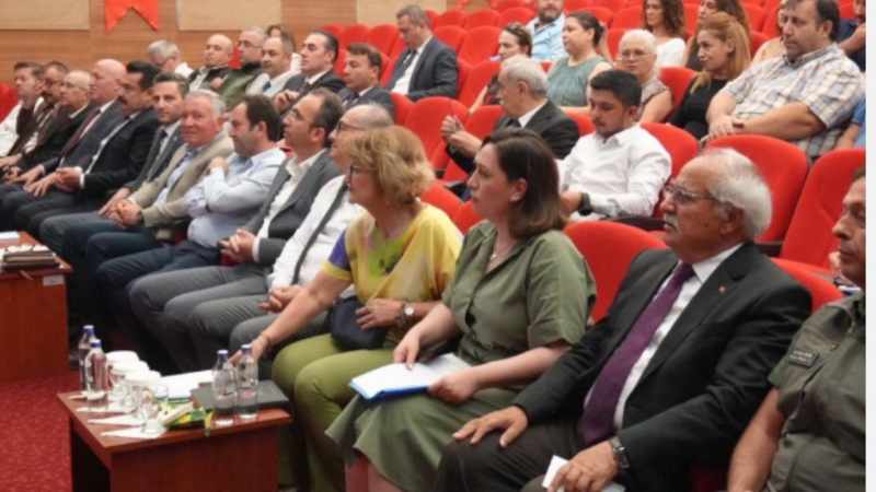 Denizli'de Sokak Hayvanlarının Geleceği İçin Değerlendirme Toplantısı Gerçekleştirildi