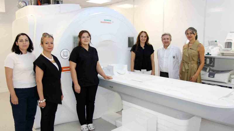 Denizli'de Yapay Zeka ile Donatılmış MR Cihazı Açıldı