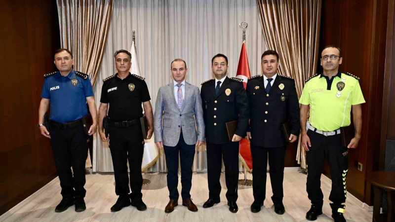Denizli'de 5 emniyet müdür yardımcısı 1. sınıf müdür oldu