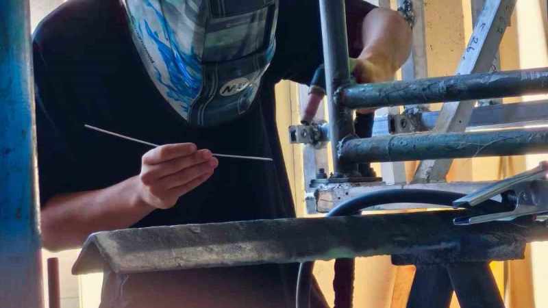 DOSTEK Koleji elektrikli aracı TEKNOFEST finaline yükseldi