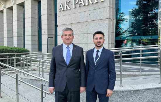 AK Parti Denizli Gençlik Kolları'ndan Tarihi Üye Artışı!