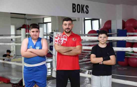 Merkezefendi, Boks Şampiyonası'nda Temsil Edilecek Sporcularını Duyurdu