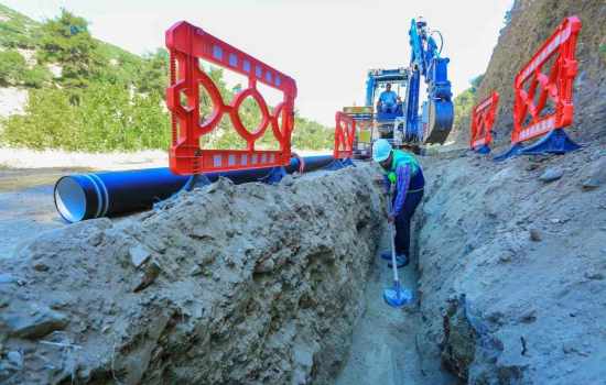 Büyükşehir DESKİ, Altındere Mahallesi’ne 22.7 Milyon TL'lik Eğitim ve Altyapı Yatırımı Gerçekleştirdi