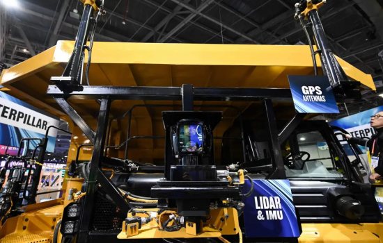 Caterpillar madencilik otonomisinden edindiği deneyimi AI dağıtımına taşıyor