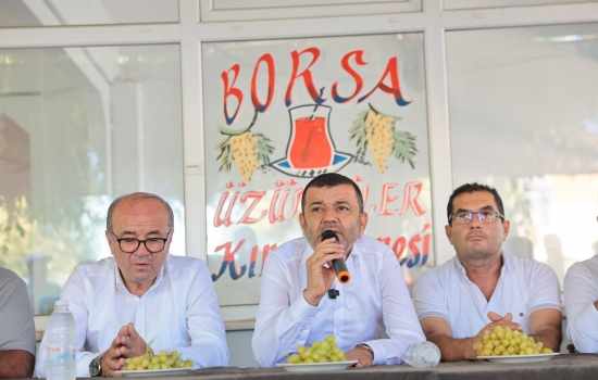 Çavuşoğlu’ndan Buldan üzüm üreticilerine taban fiyat ve destek müjdesi