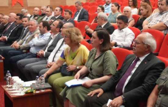 Denizli'de Sokak Hayvanlarının Geleceği İçin Değerlendirme Toplantısı Gerçekleştirildi