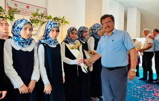 Merkezefendi'de Hafızlık Başarısı: 7. Sınıfa Girmeden Hıfzını Tamamladı