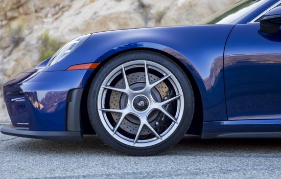 Porsche 911 GT3 Touring 992.2, 502 beygirlik motoru ve yeni Leichtbau paketiyle test edildi