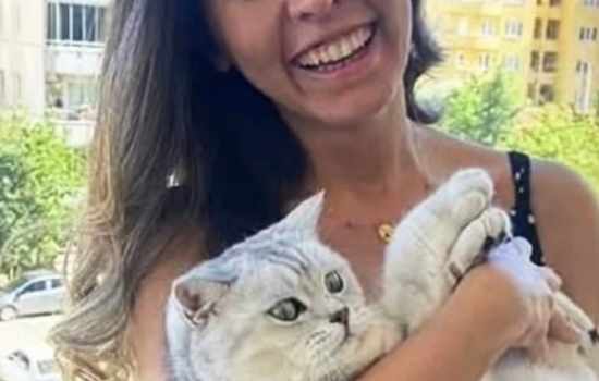 Denizli'de yolun karşısına geçerken otomobil çarpan kadın hayatını kaybetti