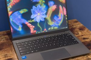 Chuwi Unibook incelemesi: 449 dolarlık Intel Core 3 304'lü dizüstü bilgisayar