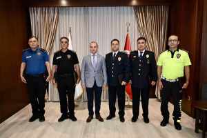Denizli'de 5 emniyet müdür yardımcısı 1. sınıf müdür oldu