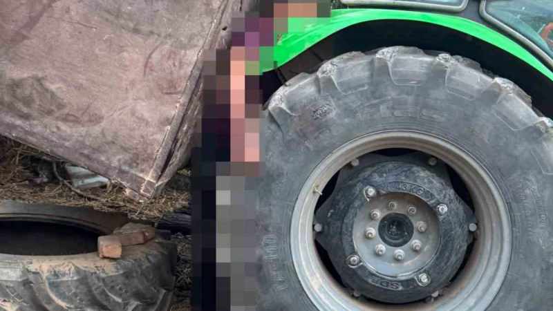 Traktör ve römorkun arasında kalan orman işçisi trajik şekilde yaşamını yitirdi
