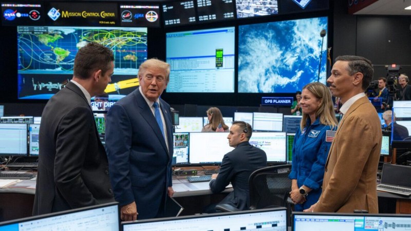 Trump, NASA'nın Nancy Grace Roman Teleskobu basın toplantısına telefonla bağlandı