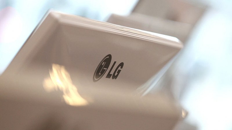TV'lerden sonra monitörler de reklam ve izleme teknolojileriyle doluyor