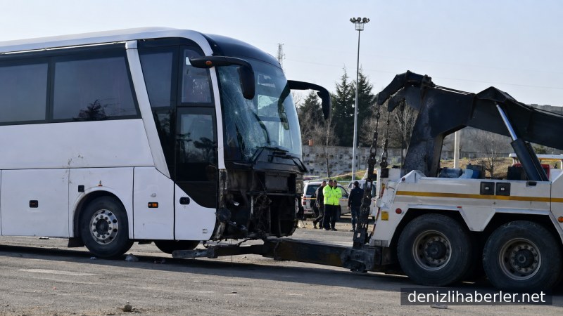 8 kişinin hayatını kaybettiği otobüsün enkazı otoparka alındı: Şoförün daha önce 36 trafik cezası aldığı belirlendi