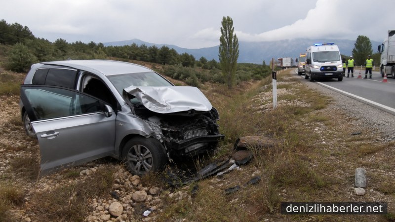Acıpayam'da meydana gelen kazada anne hayatını kaybetti, oğlu ise yaralı bir şekilde kurtuldu