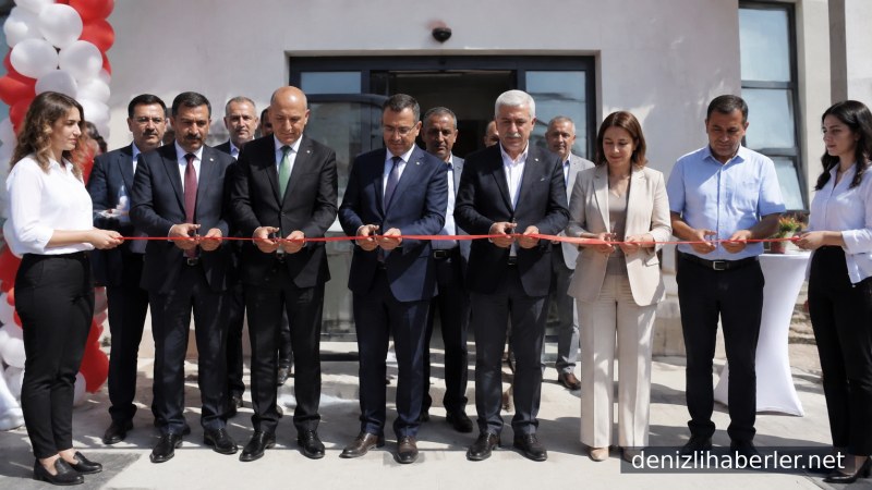 Çivril'e Yeni Bir Aile Sağlığı Merkezi Açıldı