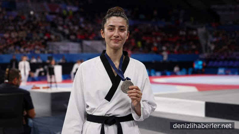 Denizlili atlet, Almanya'dan gümüş madalya ile yurda döndü