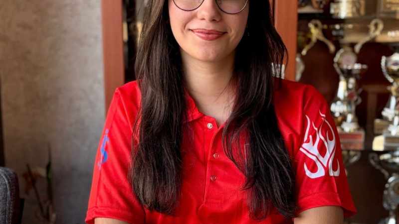 Denizlili milli satranççı Gülin Dönmez Dartmouth College’a kabul edildi