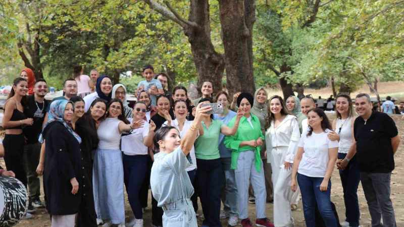 Egekent Hastanesi personeli Honaz Dağı'nda piknikte buluştu