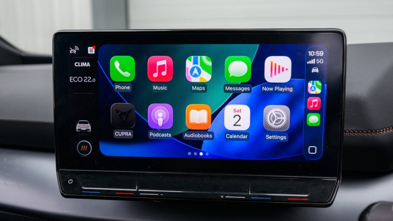 GM Elektrikli Araçlarından CarPlay ve Android Auto'yu Aşamalı Olarak Kaldırıyor