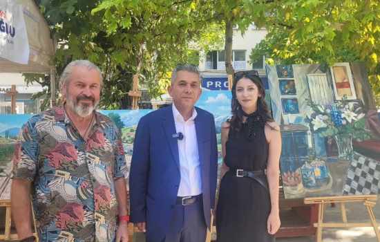Çal’da Murat Kekilli Konseri Binlerce Kişiyi Meydanda Buluşturdu