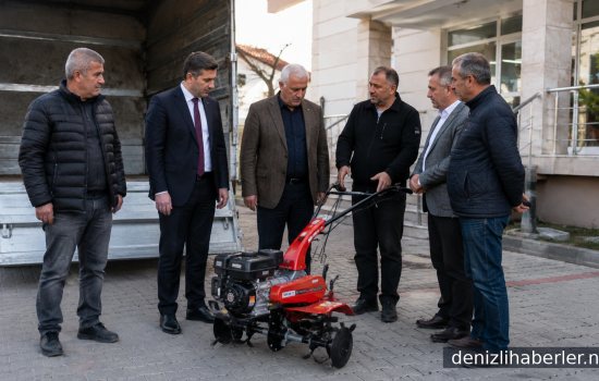 Denizli Büyükşehirden Bozkurtlu üreticilere çapa makinesi desteği