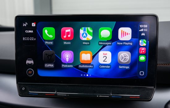 GM Elektrikli Araçlarından CarPlay ve Android Auto'yu Aşamalı Olarak Kaldırıyor