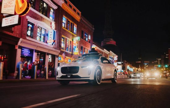 Lyft, Nashville'de Waymo sürücüsüz araç yolculuklarını sunmaya başladı