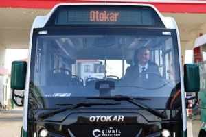 Çivril’de belediye otobüsü seferleri başladı