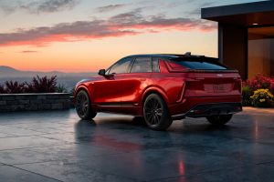 GM, CarPlay ve Android Auto'yu Kaldırıyor Ancak 2027 Cadillac Lyriq İstisna Oluyor
