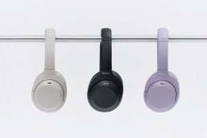 Sony, WH-1000XM4'ü WH-1000XM4C adıyla yenileyerek 300 dolara sunuyor
