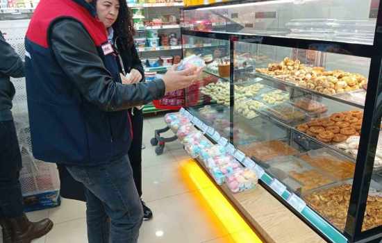 Denizli'de gıda denetimleri: market, kantin ve fırınlar denetleniyor