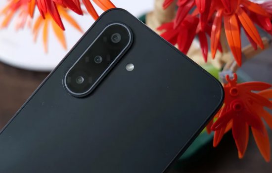 Samsung ve Google bütçe telefonlarına zam yaptı: Galaxy A17 5G 270, Pixel 10a 599 dolar