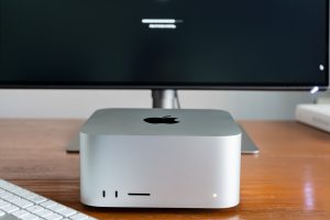 Mac Studio'nun dört nesli: Aynı gövde, değişen çipler ve tarihin en dik fiyat artışı